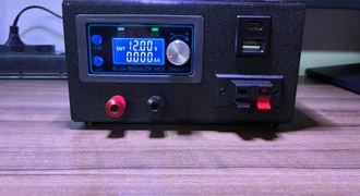 Fonte de bancada ajustável 0.5v-30v