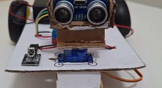 Rolinho | Robô desviador de obstáculos e controlado por controle remoto.